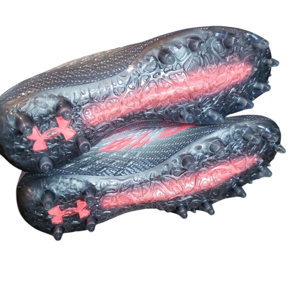 Under Armour  NEW Blur Smoke Cleats 8.5 NEW - Picture 4 of 5